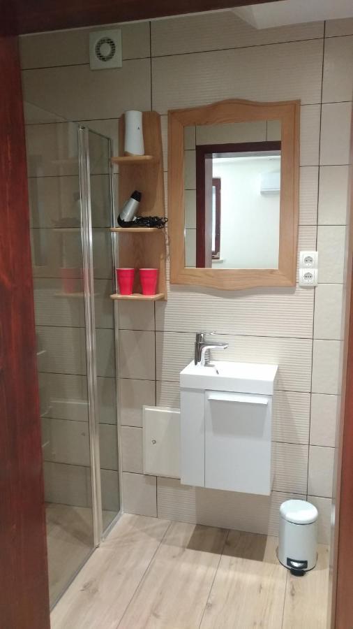 Apartma Lara 布莱德 外观 照片