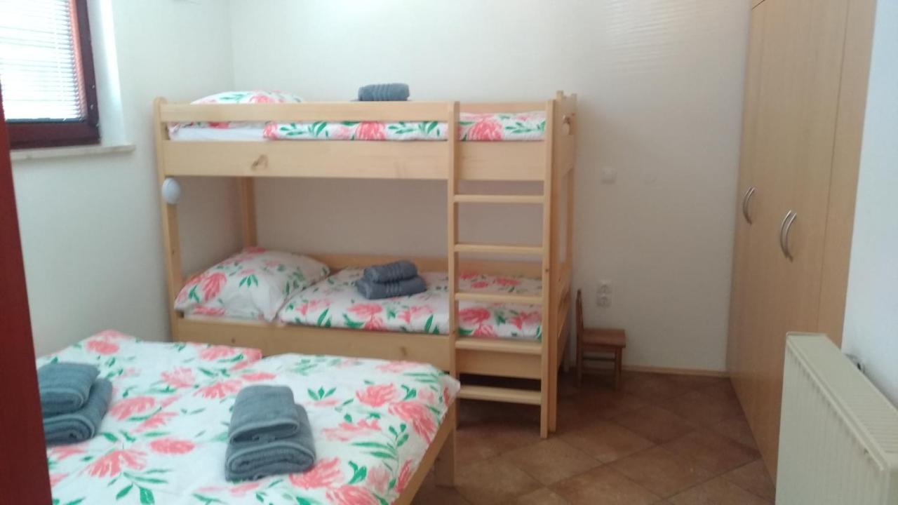Apartma Lara 布莱德 外观 照片